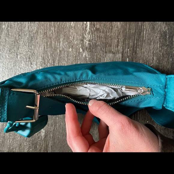 Wild Fable Brand New Never Used mint Condition Small Turquoise Purse - Picture 9 of 9